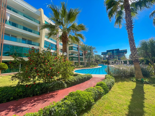 Пентхаус 3+1 в районе Оба 