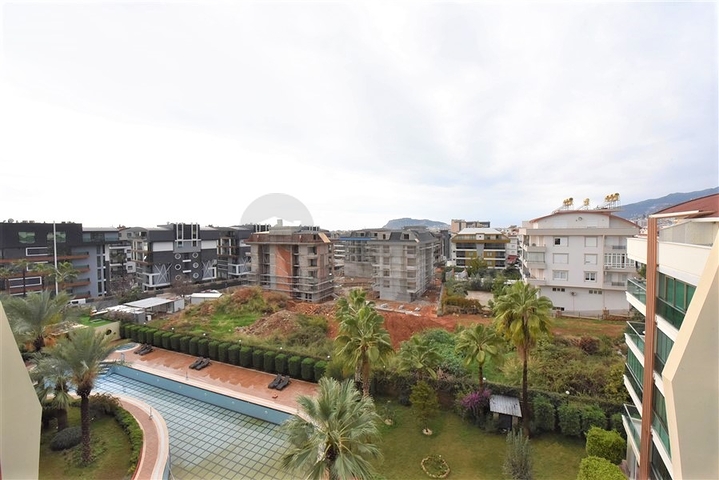 Пентхаус 3+1 в районе Оба 