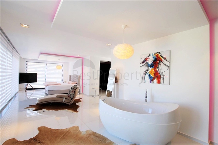 Шикарная вилла планировкой 4+1 с новой мебелью в современном стиле 