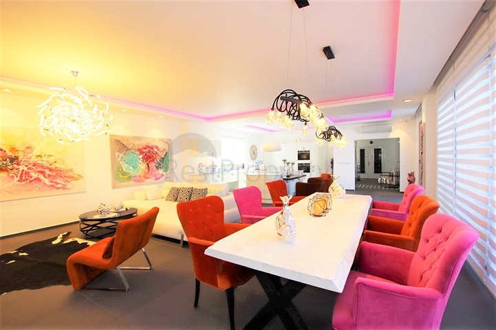 Шикарная вилла планировкой 4+1 с новой мебелью в современном стиле 