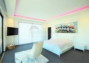 Шикарная вилла планировкой 4+1 с новой мебелью в современном стиле 