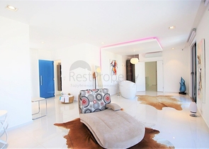 Шикарная вилла планировкой 4+1 с новой мебелью в современном стиле 