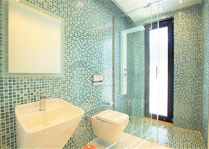 Шикарная вилла планировкой 4+1 с новой мебелью в современном стиле 