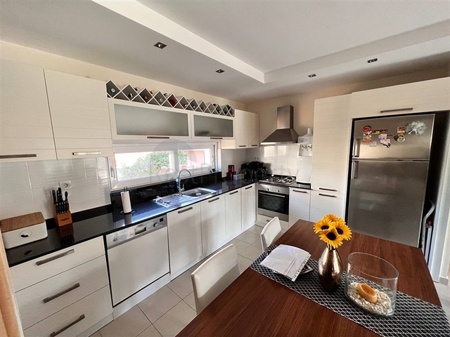 Апартаменты 2+1 в уютном комплексе района Оба