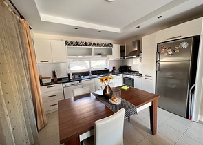 Апартаменты 2+1 в уютном комплексе района Оба