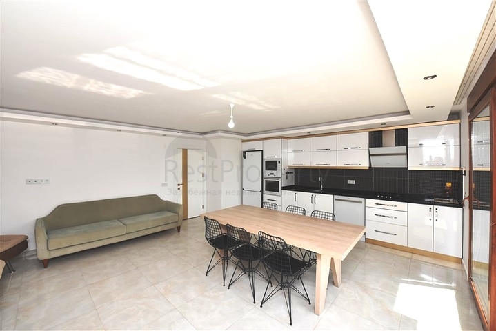 Двухуровневая квартира 4+1 в Кестель