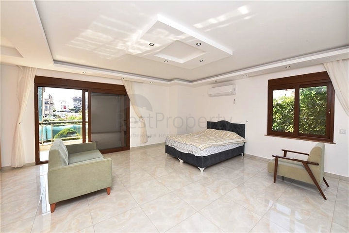 Двухуровневая квартира 4+1 в Кестель