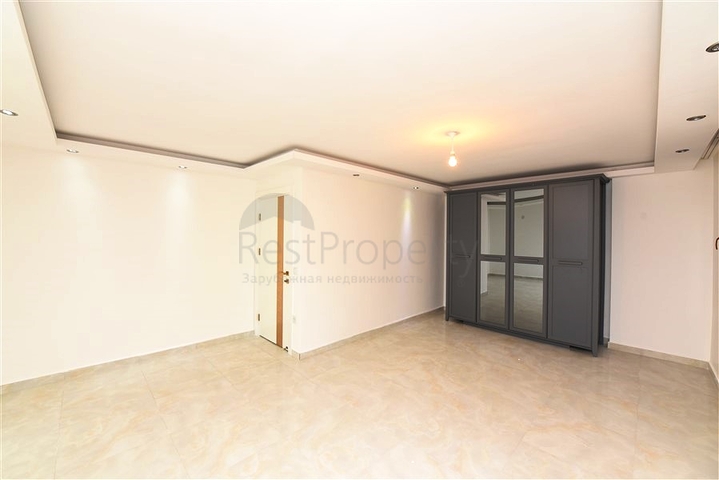 Двухуровневая квартира 4+1 в Кестель