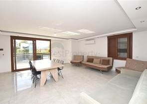 Двухуровневая квартира 4+1 в Кестель