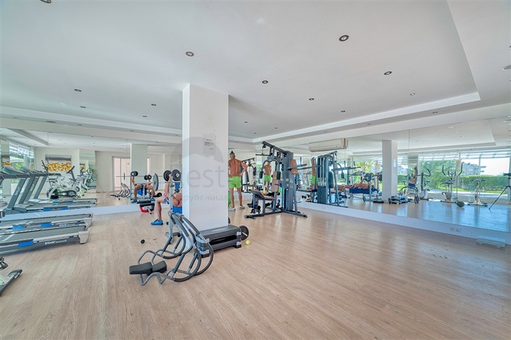 Трехкомнатная квартира в районе Джикджилли 