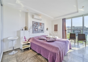 Трехкомнатная квартира в районе Джикджилли 