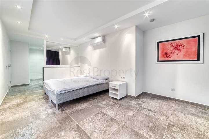 Просторные апартаменты 3+1 в районе Джикджилли