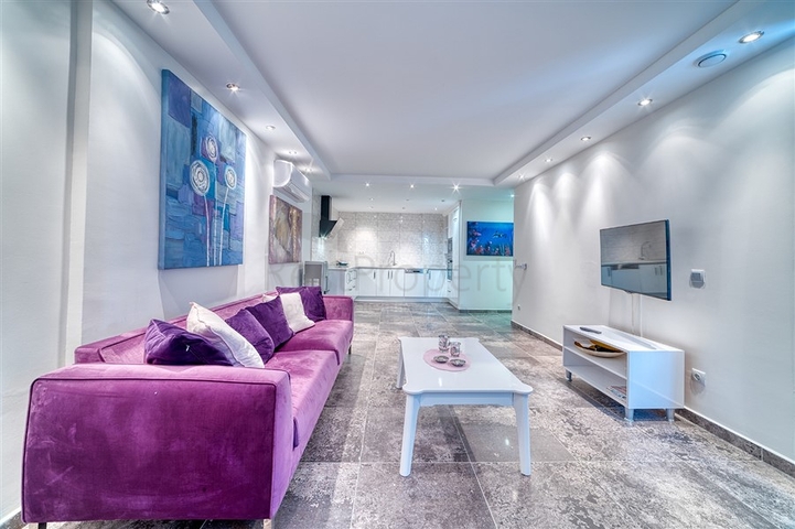 Просторные апартаменты 3+1 в районе Джикджилли