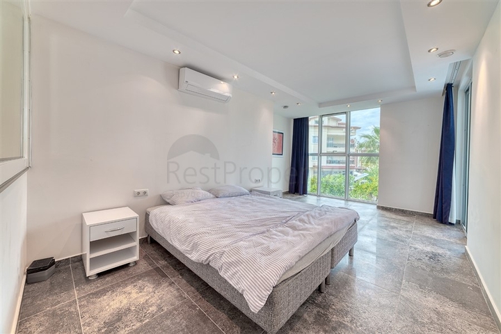 Просторные апартаменты 3+1 в районе Джикджилли