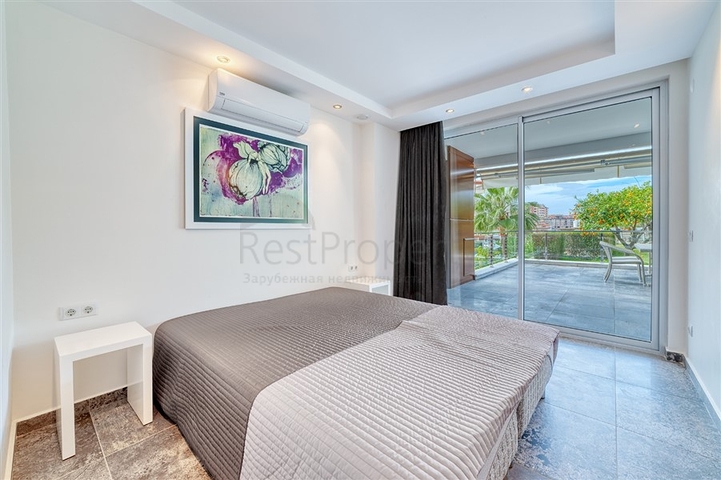 Просторные апартаменты 3+1 в районе Джикджилли