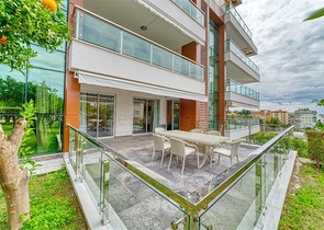 Просторные апартаменты 3+1 в районе Джикджилли