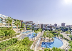 Просторные апартаменты 3+1 в районе Джикджилли