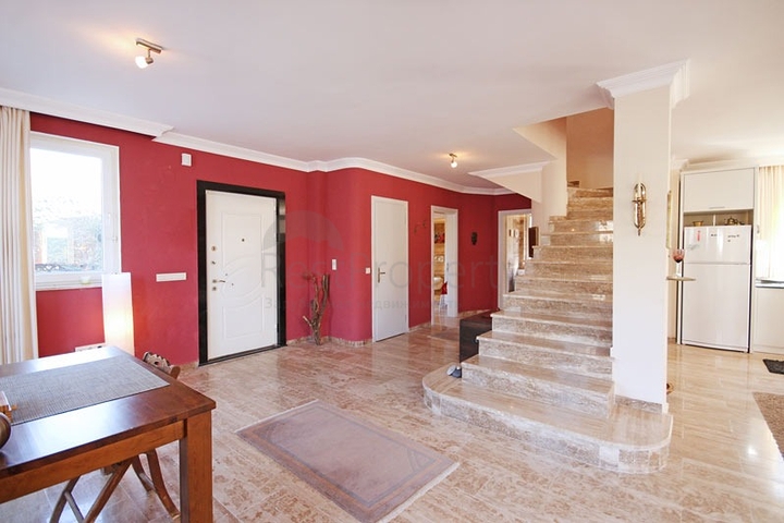 Вилла 4+1 в районе Оба