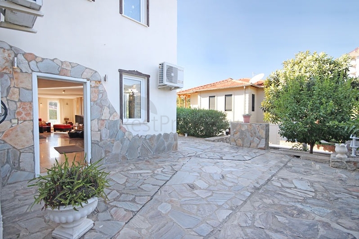 Вилла 4+1 в районе Оба