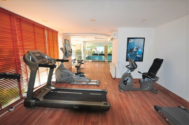 Апартаменты планировкой 1+1 в уютном комплексе в Махмутларе 