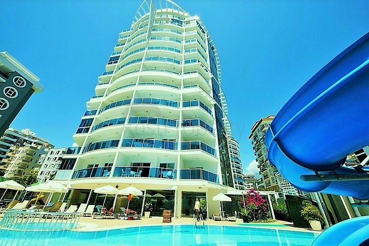 Апартаменты планировкой 1+1 в уютном комплексе в Махмутларе 