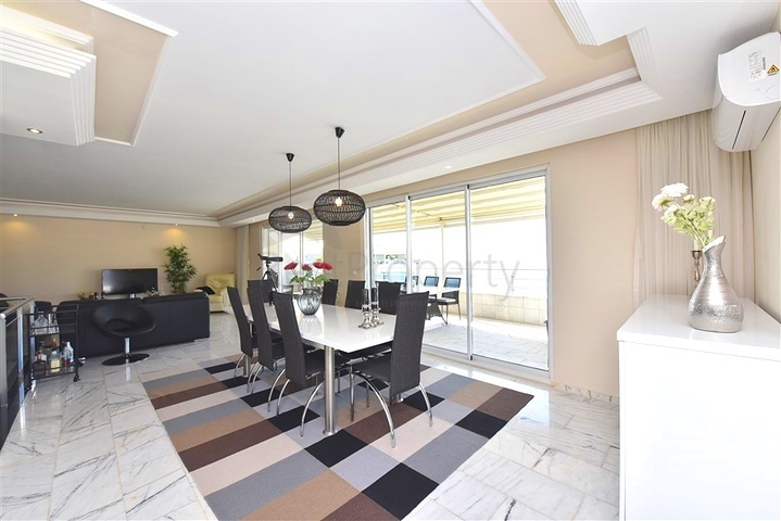 Пентхаус 4+1 в районе Тосмур