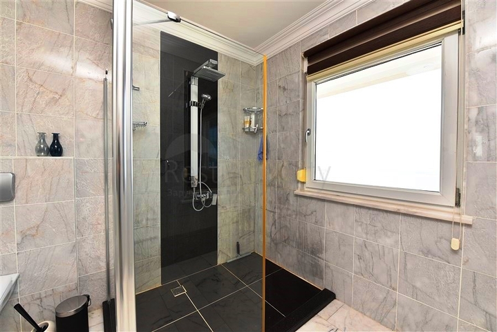 Пентхаус 4+1 в районе Тосмур