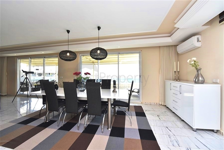 Пентхаус 4+1 в районе Тосмур