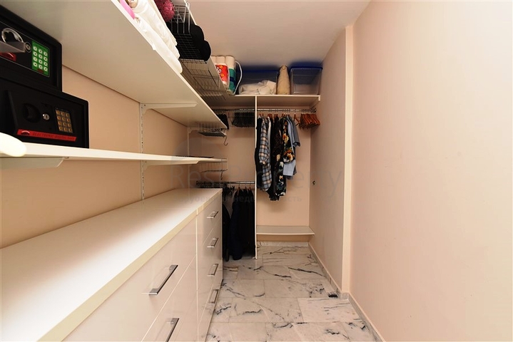 Пентхаус 4+1 в районе Тосмур