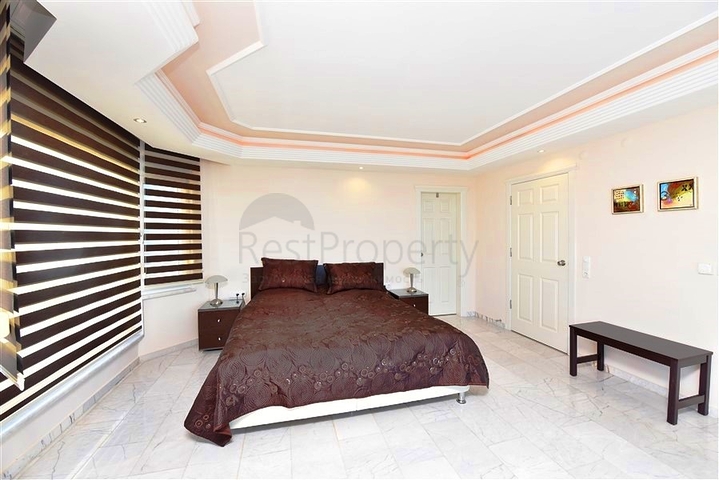 Пентхаус 4+1 в районе Тосмур