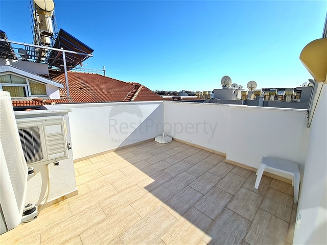 Просторный пентхаус 4+1 в шаговой доступности от моря в районе Оба