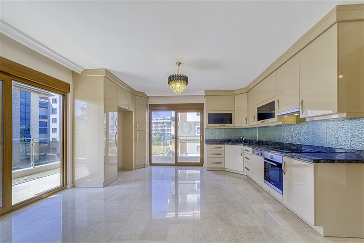 Квартира 3+1 в тихом и живописном районе Алании