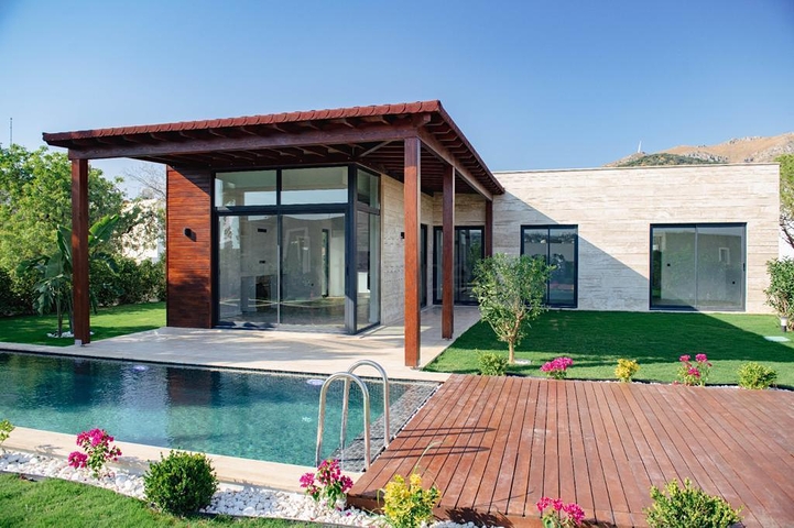 Комплекс из резиденций и вилл в живописном месте в районе Гюмюшлюк