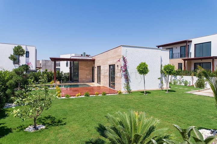 Комплекс из резиденций и вилл в живописном месте в районе Гюмюшлюк