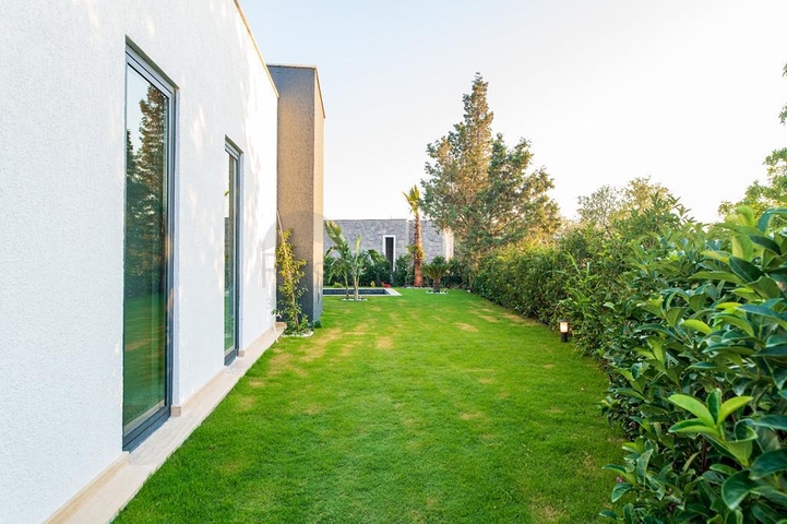 Комплекс из резиденций и вилл в живописном месте в районе Гюмюшлюк