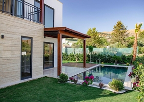 Комплекс из резиденций и вилл в живописном месте в районе Гюмюшлюк