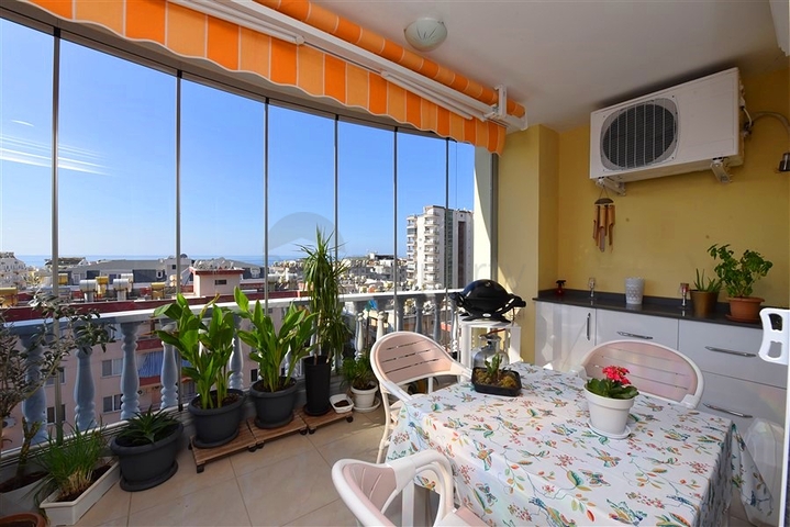 Квартира в 300 метрах до моря в популярном среди туристов районе Махмутлар