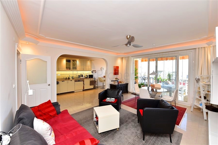 Квартира в 300 метрах до моря в популярном среди туристов районе Махмутлар