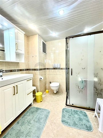 Видовая трехкомнатная квартира в районе Джикджилли