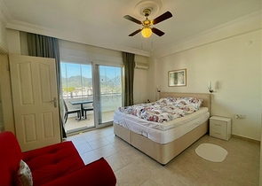 Видовая трехкомнатная квартира в районе Джикджилли