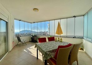 Видовая трехкомнатная квартира в районе Джикджилли