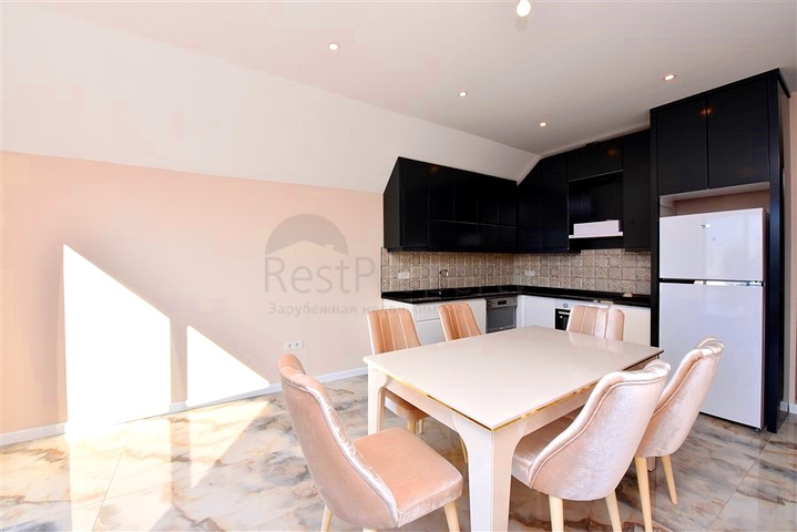 Пентхаус в новом комплексе с видом на море рядом с пляжем Клеопатра