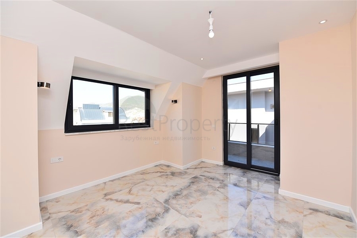 Пентхаус в новом комплексе с видом на море рядом с пляжем Клеопатра