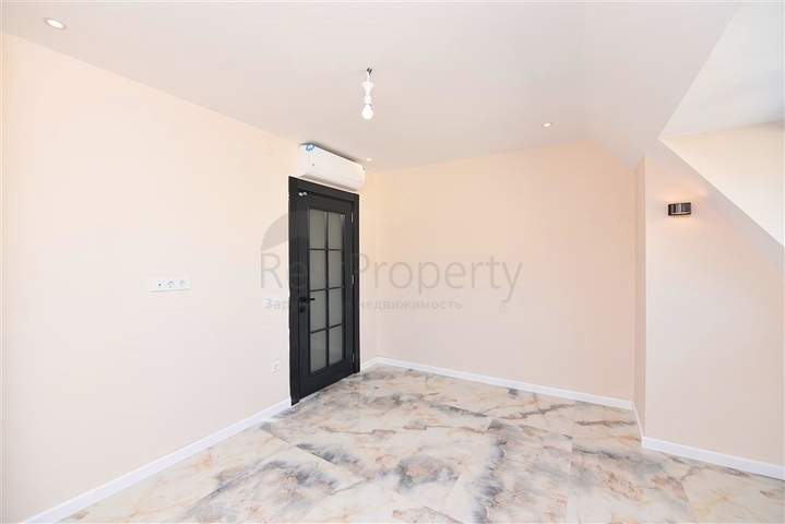 Пентхаус в новом комплексе с видом на море рядом с пляжем Клеопатра