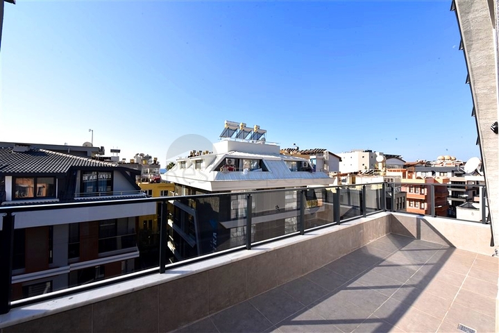 Пентхаус в новом комплексе с видом на море рядом с пляжем Клеопатра