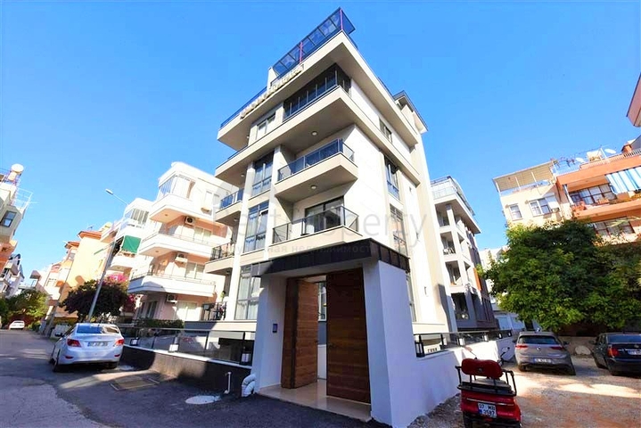 Пентхаус в новом комплексе с видом на море рядом с пляжем Клеопатра