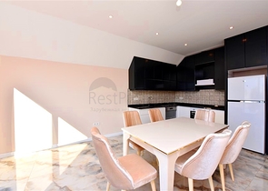 Пентхаус в новом комплексе с видом на море рядом с пляжем Клеопатра