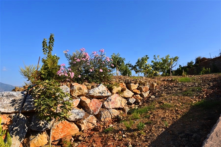 Инвестиционный участок земли в районе Газипаша под строительство