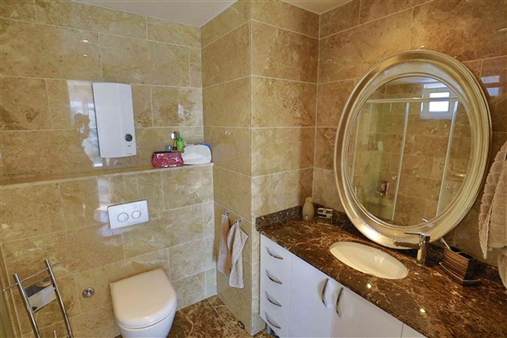 Пентхаус 3+2 с панорамными видами в центральном районе Джикджилли 