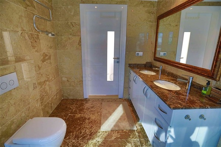 Пентхаус 3+2 с панорамными видами в центральном районе Джикджилли 